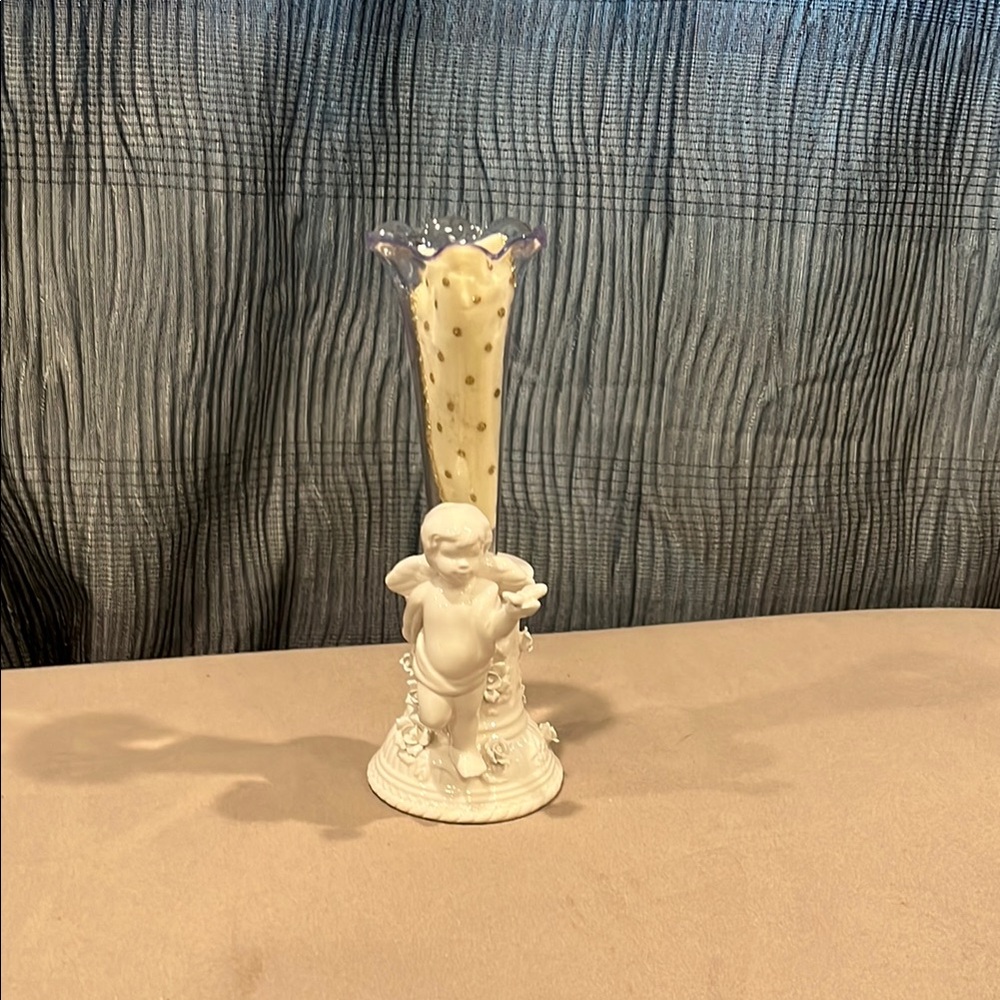 Avon Cherub Bud Vase